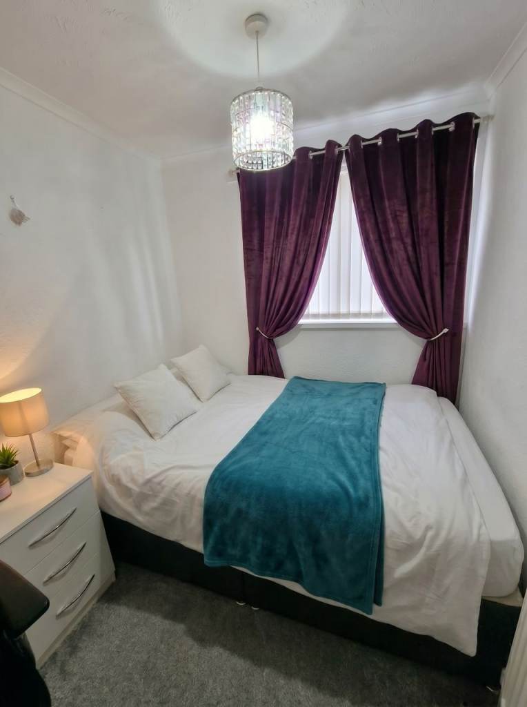 Rooms with Premium Support in Birmingham are available for needy. DSS Claimants Apply.