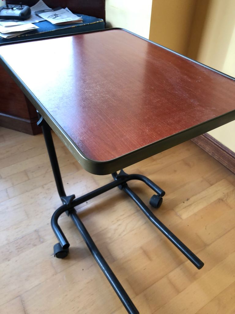 adjustable bed table