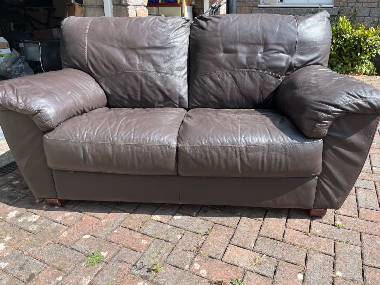 2 seater leather sofa 