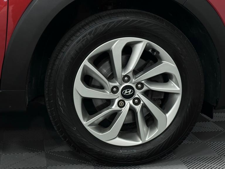 2016 Hyundai TUCSON Blue Drive SE Nav 1.7 CRDi ( 116 bhp ) Station Wagon Diesel Manual