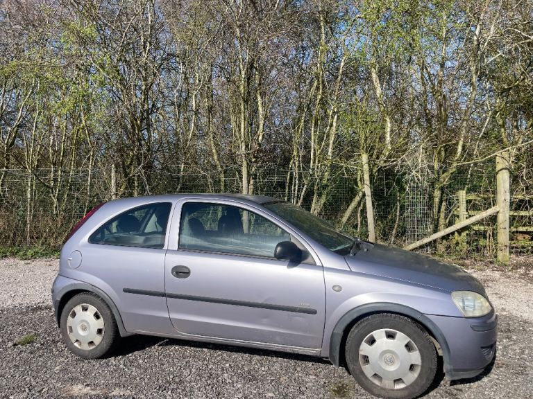 VAUXHALL CORSA 1.0 LIFE 54 REG PURPLE 3 DOOR GENUINE 73476 MOT JANUARY 4TH 2027 TAX £165 YEAR