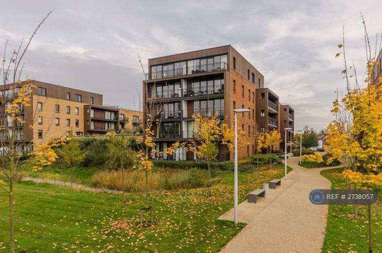 2 bedroom flat in Johnson Court, London, SE9 (2 bed) (#2738057)