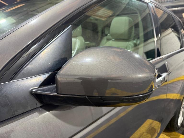 2017 Land Rover Discovery Sport 2.0 TD4 HSE Luxury Auto 4WD Euro 6 (s/s) 5dr ESTATE Diesel Automatic