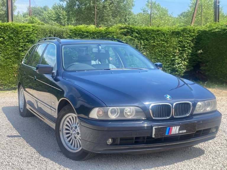 BMW 5 SERIES 525i SE 5dr Auto ESTATE  [2001-X]