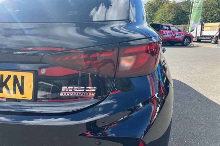2025 MG MG3 1.5 Hybrid Trophy 5dr Auto HATCHBACK PETROL/ELECTRIC Automatic