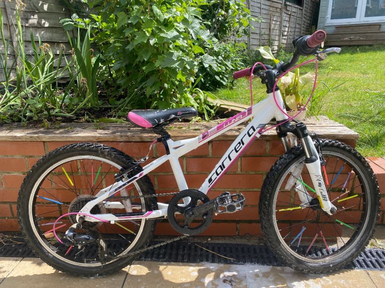 Lovely bike with 20” wheels