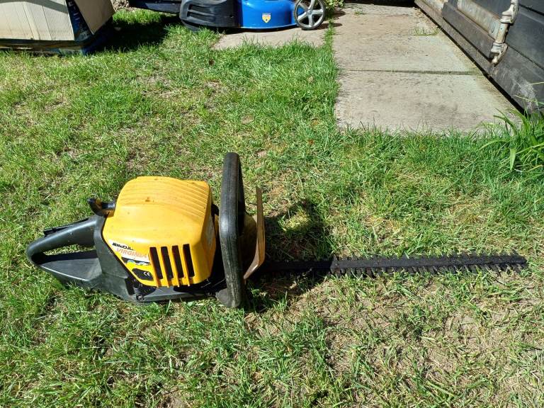 Petrol Hedge Trimmer