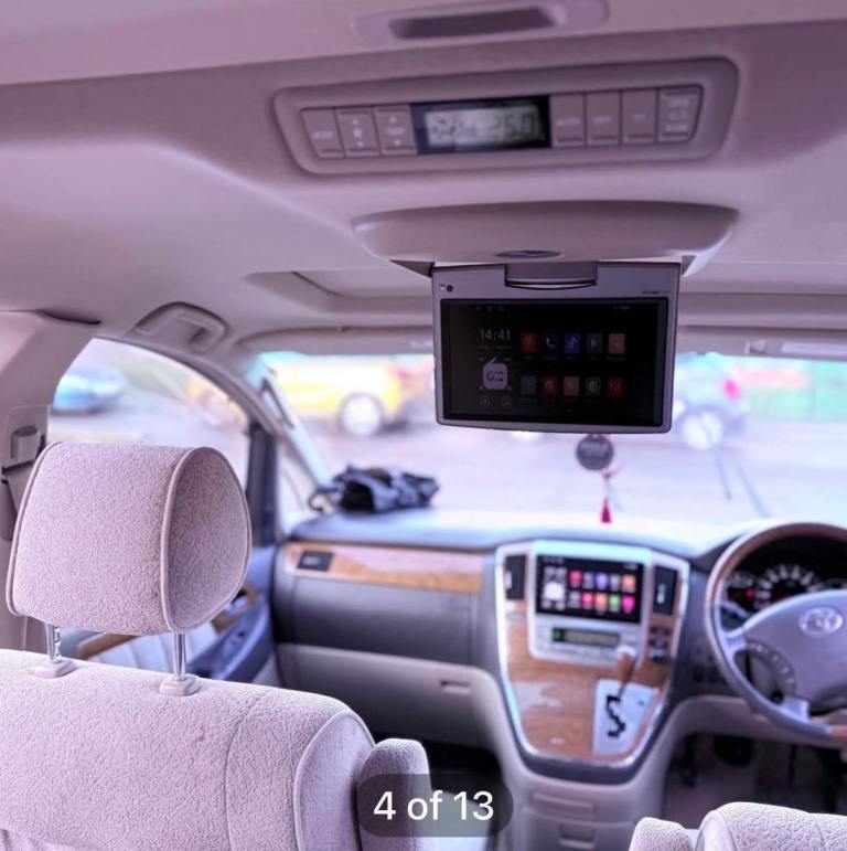 Toyota alphard