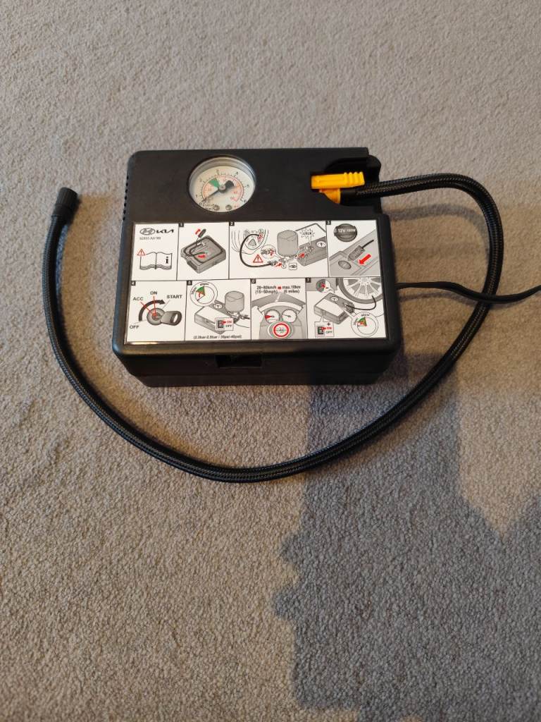 Car / Bike Electric Tyre inflator 
