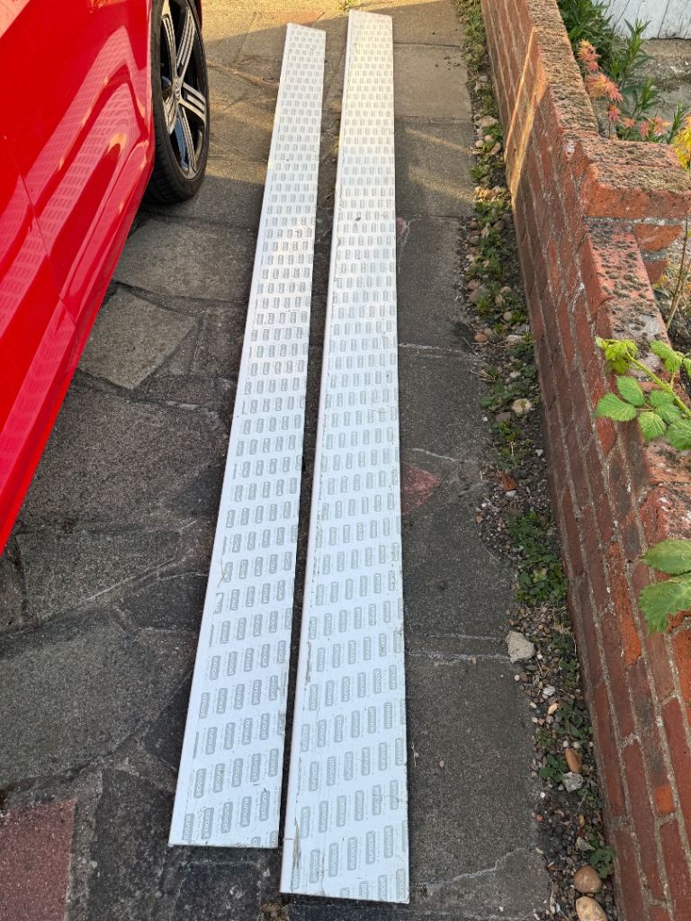 Eurocell White UPVC Fascia Boards (about 3m each)