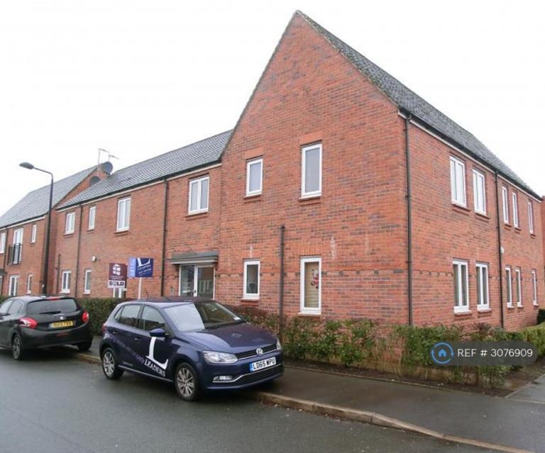 2 bedroom flat in Riverbrook Road, Altrincham, WA14 (2 bed) (#3076909)