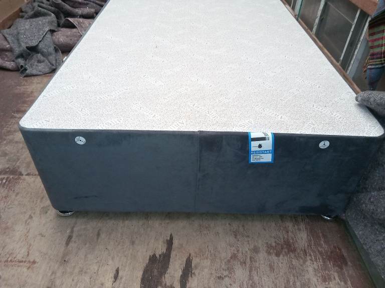 Single divan bed only CAN DELIVER