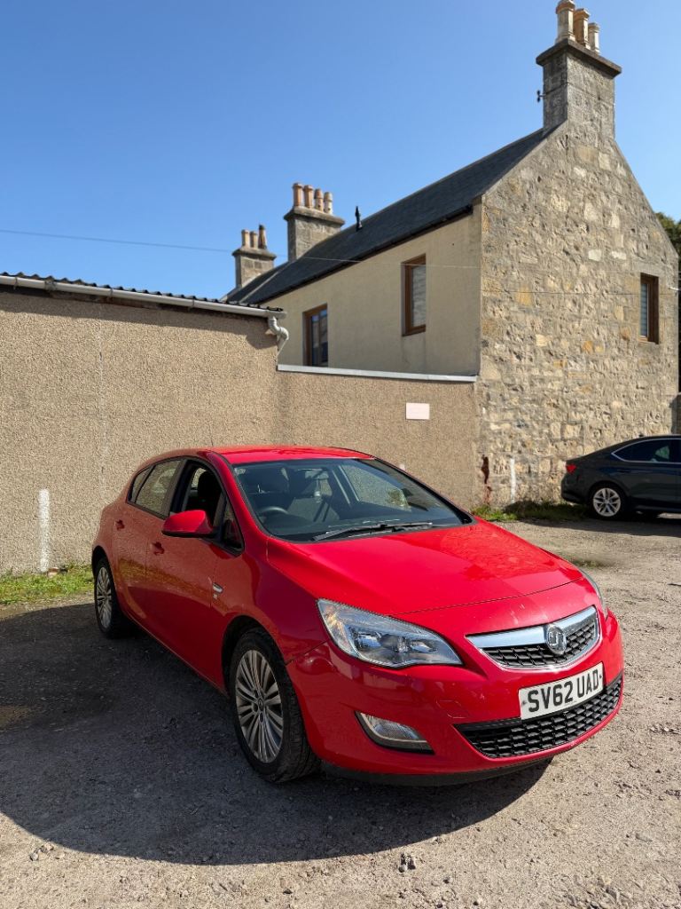 Vauxhall, ASTRA, Hatchback, 2012, Manual, 1398 (cc), 5 doors
