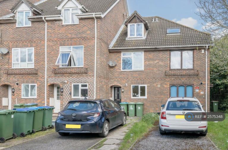 1 bedroom in Berkeley Close, Southampton, SO15 (#2575348)