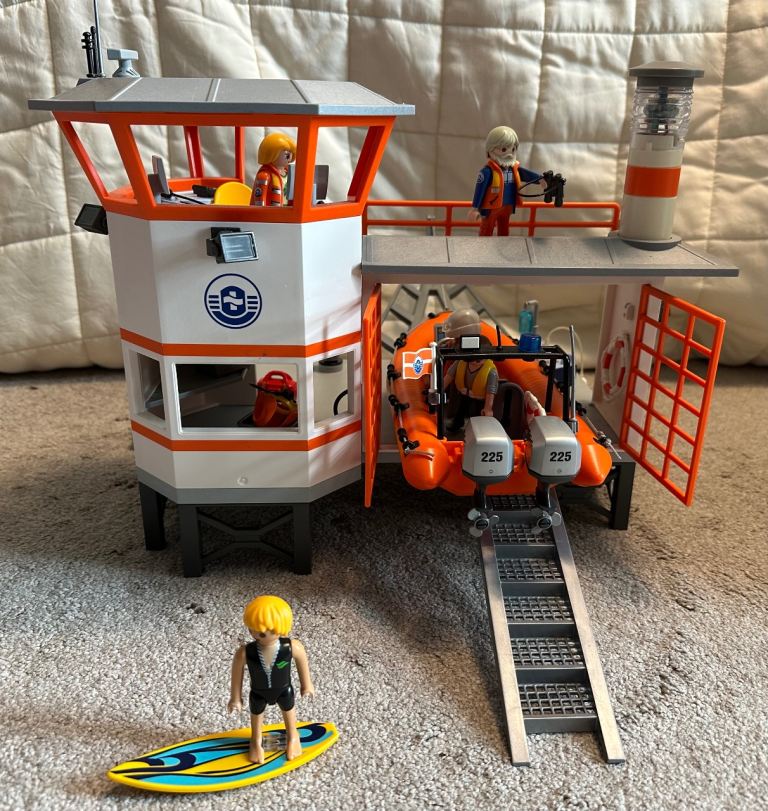 playmobil 5539 coast guard station