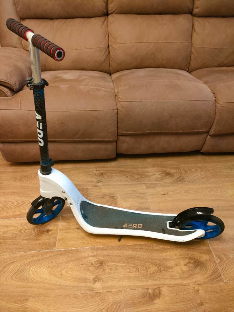 Adult scooter 