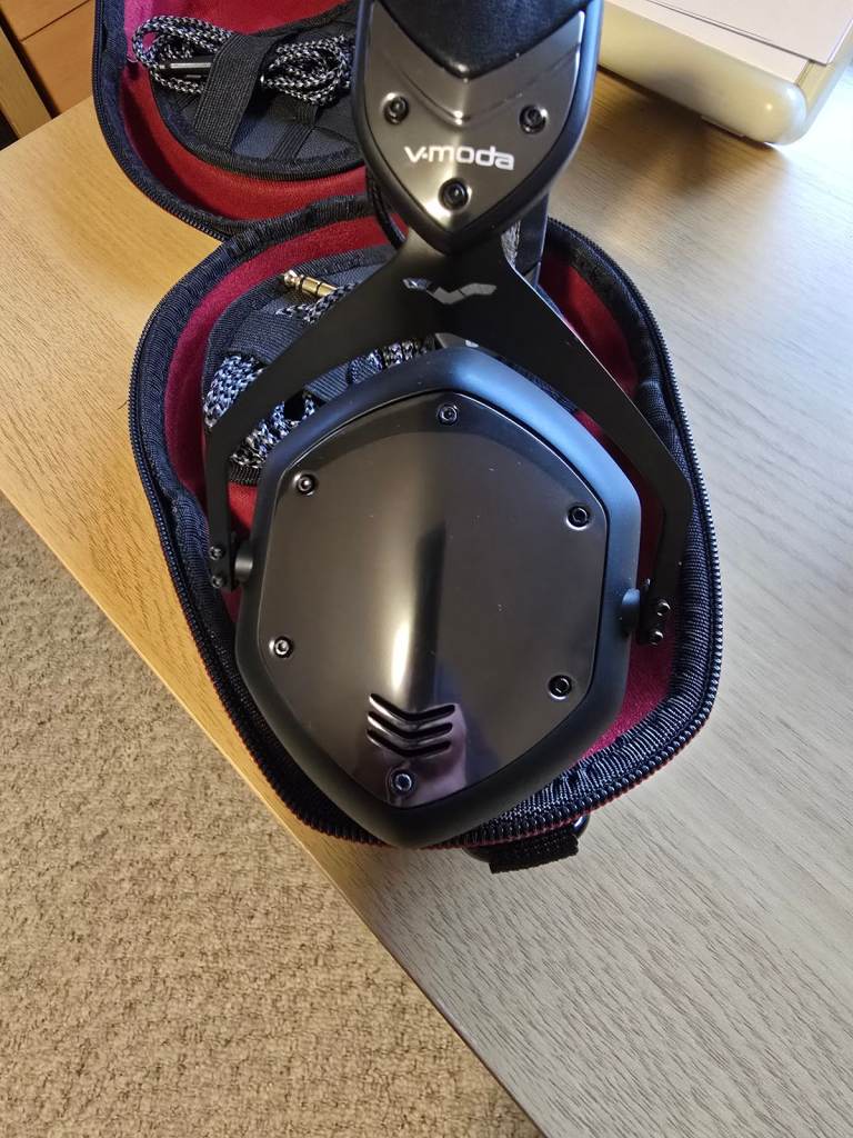 VModa LP  Crossfade Headphones