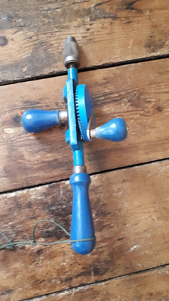 Footprint Hand Drill 