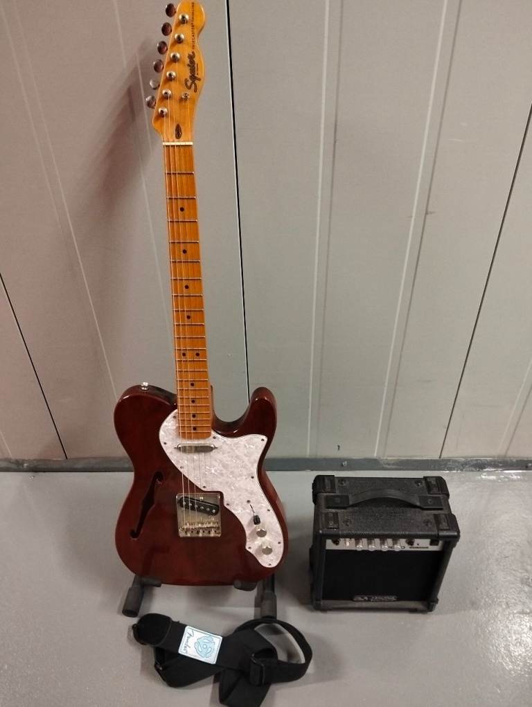 Squier Telecaster Classic vibe 60 thinline 