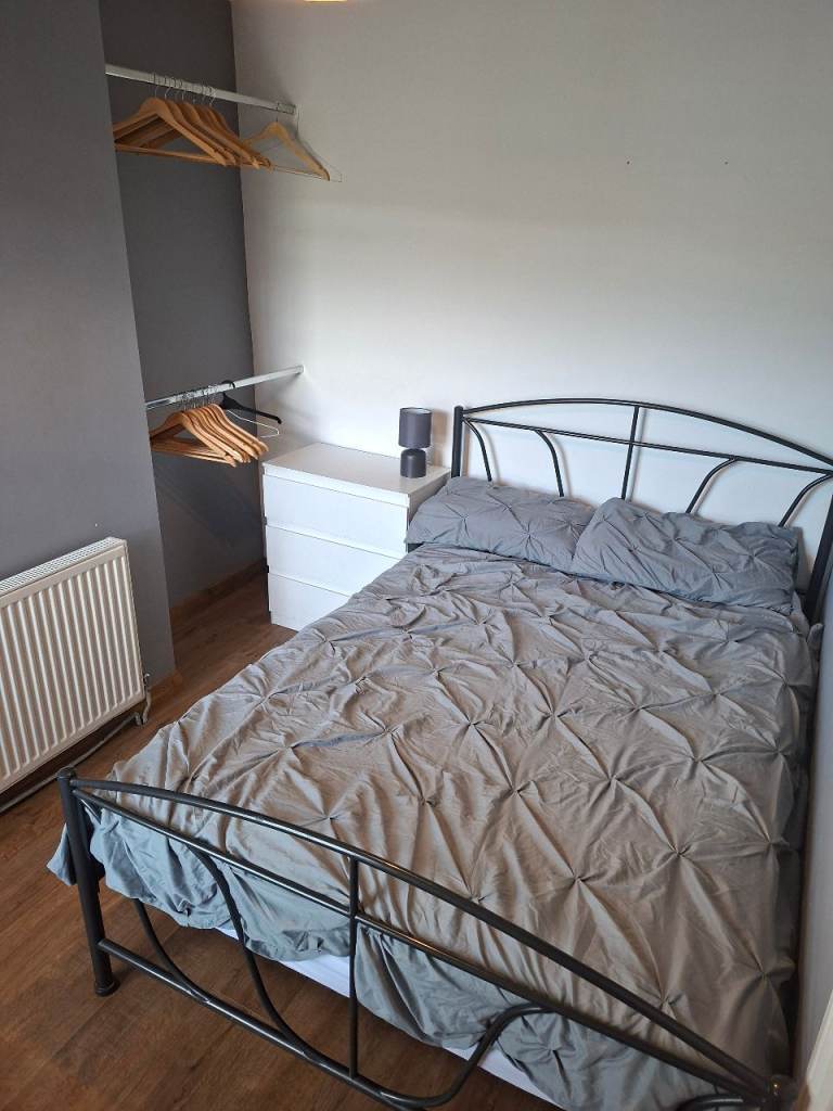 Furnished double room 