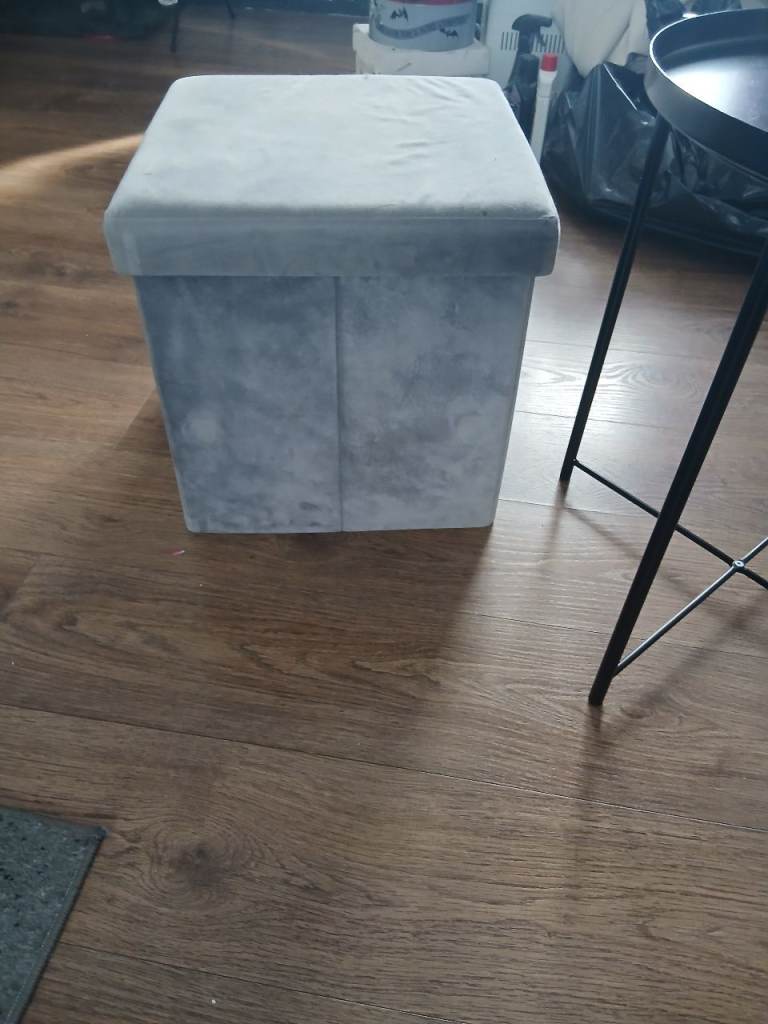Free footstool