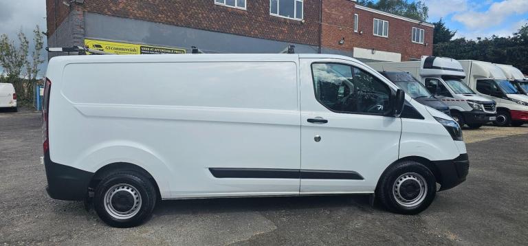 2018 Ford Transit Custom 2.0 TDCi 105ps Low Roof Van PANEL VAN DIESEL Manual