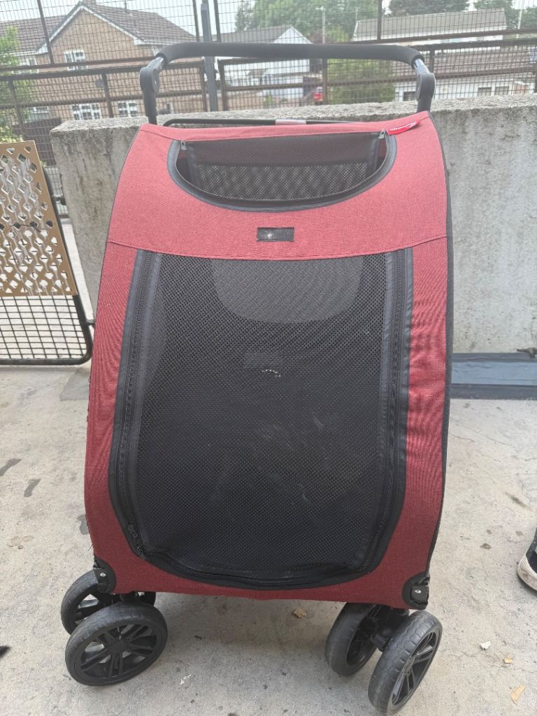 dog pushchair