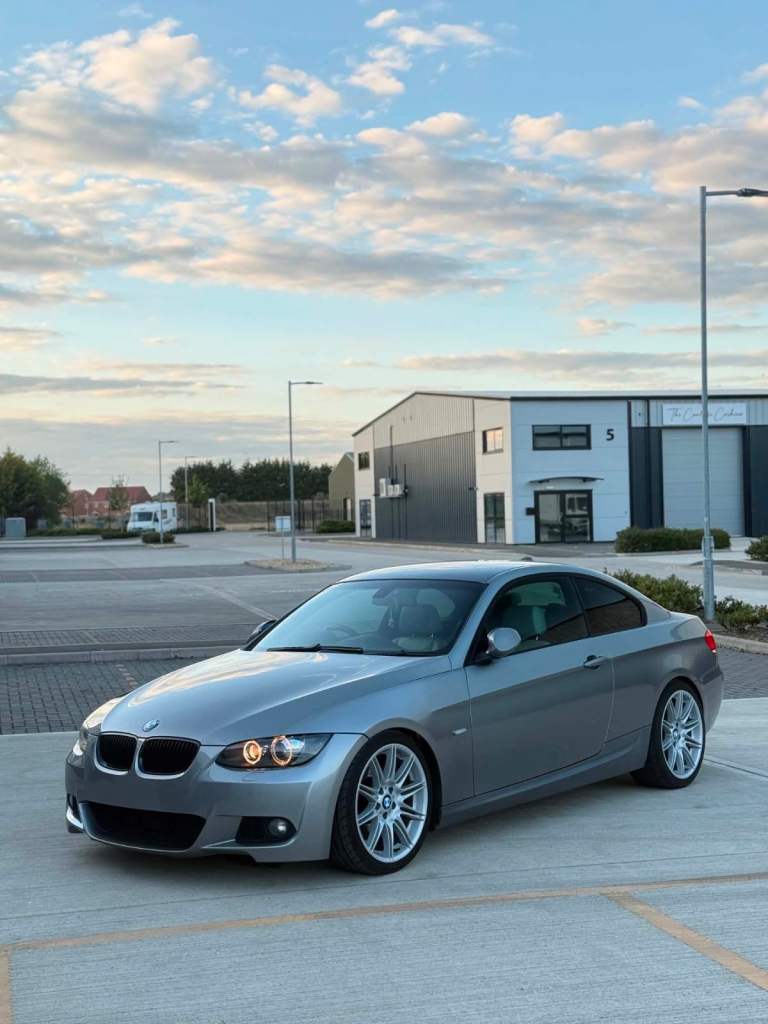 BMW 3 SERIES E92 2009