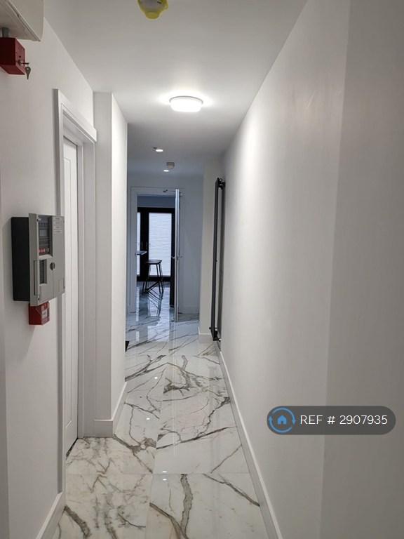 1 bedroom in Helford Place, Fishermead, Milton Keynes, MK6 (#2907935)