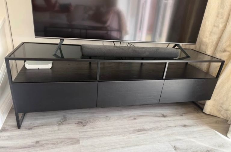 MADE TV Unit 