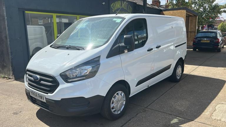 2018 Ford Transit Custom 2.0 TDCi 105ps Low Roof Van workshop van PANEL VAN Diesel Manual