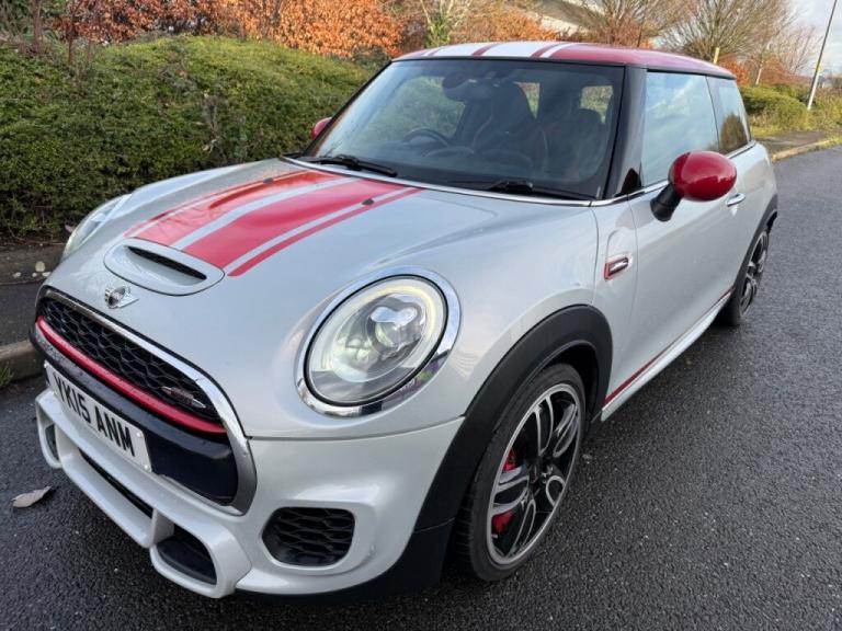  Mini Hatchback 2.0 John Cooper Works 3dr Petrol