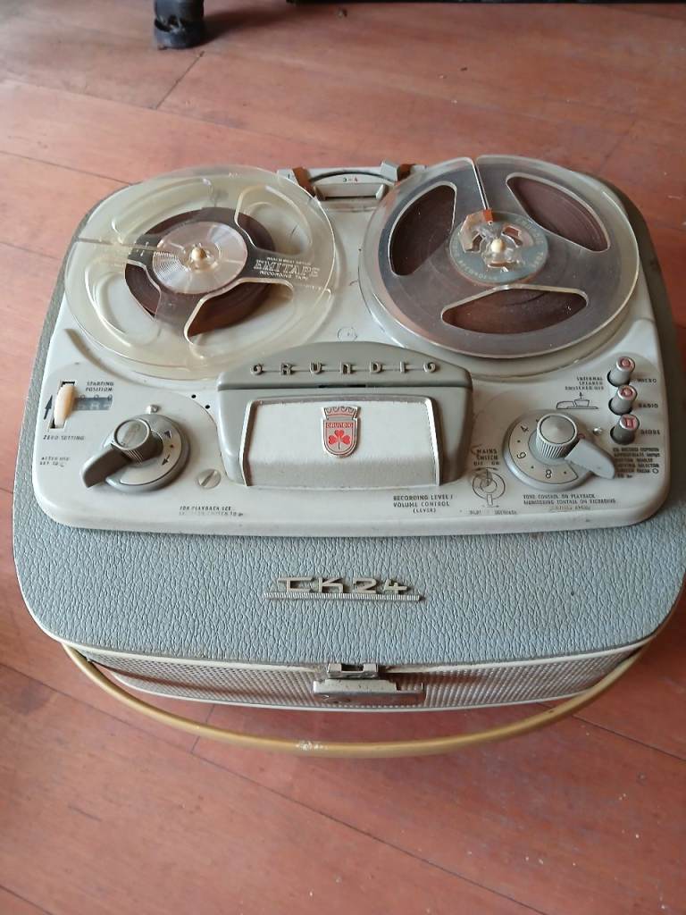 Grundig TK-24 Reel To Reel Tape Recorder Untested Vintage Recorder