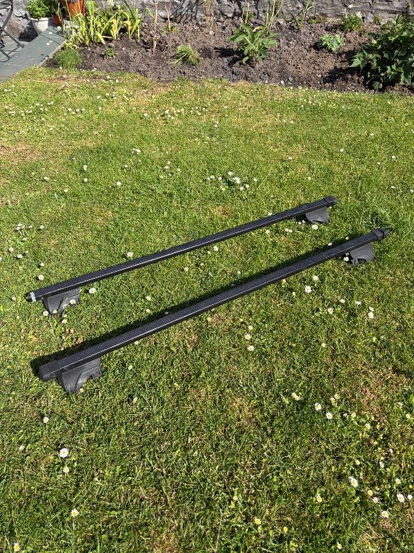 Roof bars