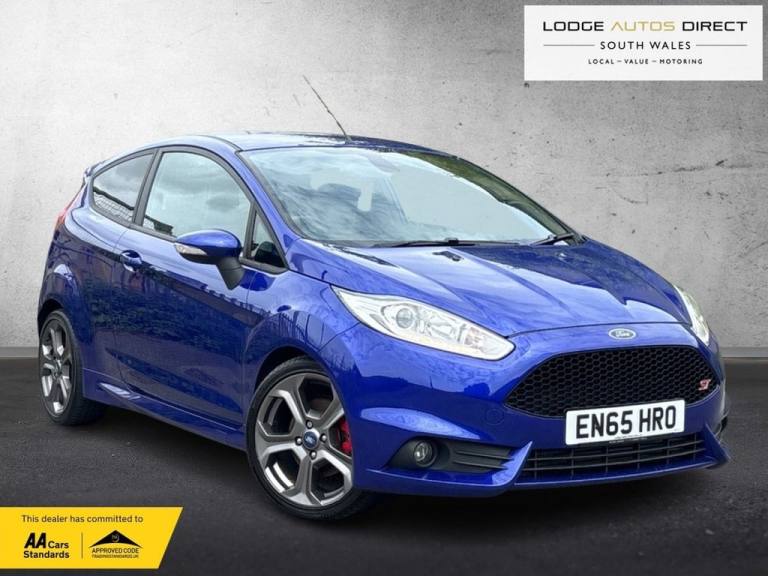 2016 Ford Fiesta 1.6T EcoBoost ST-3 Hatchback 3dr Petrol Manual Euro 6 (182 ps) Hatchback Petrol ...