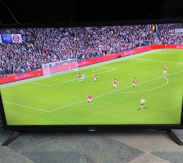 Sharp 32 inch Television 