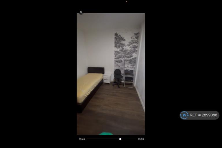 2 bedroom flat in Moy Road, Cardiff, CF24 (2 bed) (#2899088)