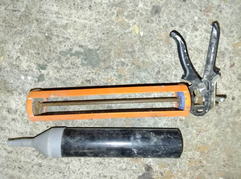 Used Cement Caulking Gun – Good Condition