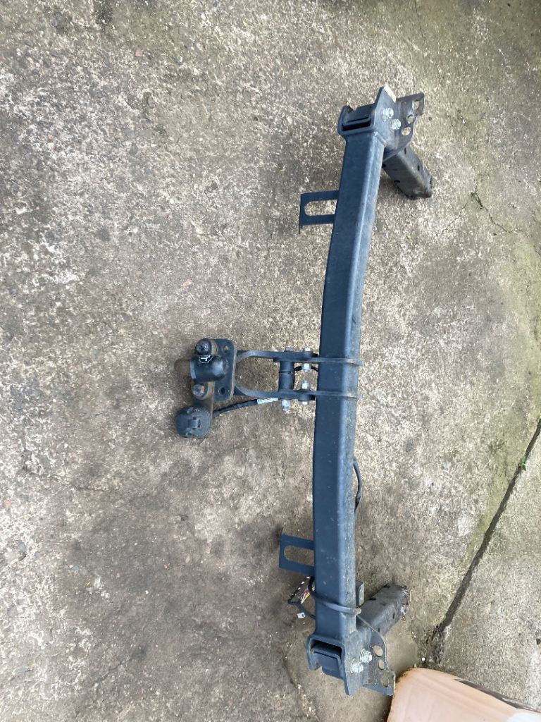 Landrover Discovery Sport TOW BAR