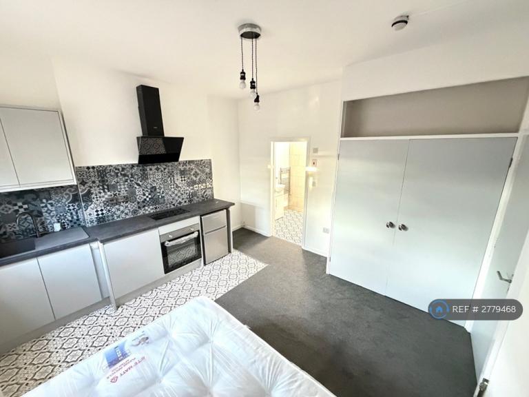 1 bedroom in Holly Road, Edgbaston, Birmingham, B16 (#2779468)