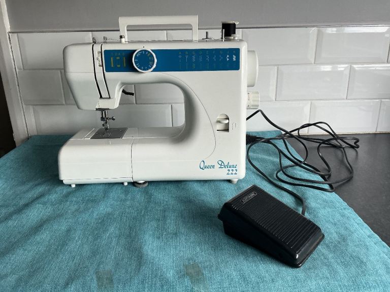 Sewing machine 