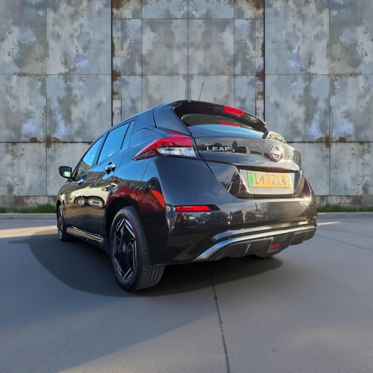 image for 2022 Nissan Leaf 110kW Acenta 39kWh 5dr Auto HATCHBACK Electric Automatic