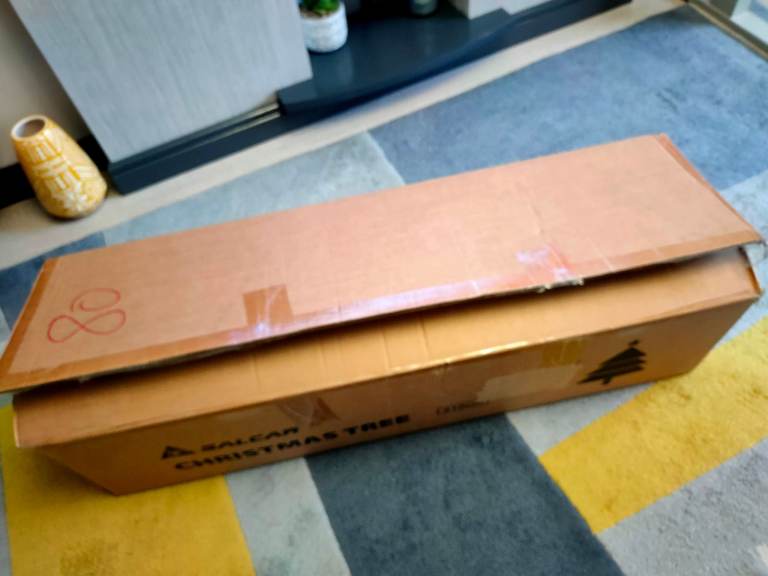 *NEW* SALCAR 7ft 210cm Pre-lit Artificial Christmas Tree