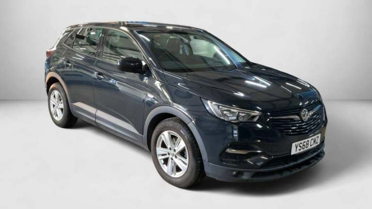 Vauxhall Grandland X 1.2 Turbo SE Euro 6 (s/s) 5dr Petrol Manual