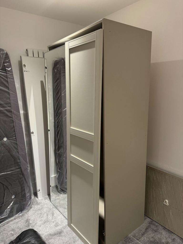 x2 IKEA wardrobes with x2 mirror x2 Matt doors 