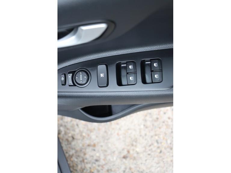 2021 Kia Stonic T-GDi 2 SUV Petrol Manual