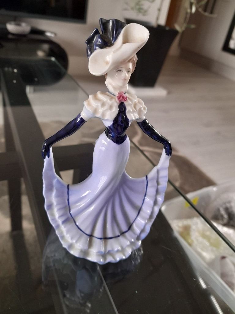 Coalport figure Lady grace
