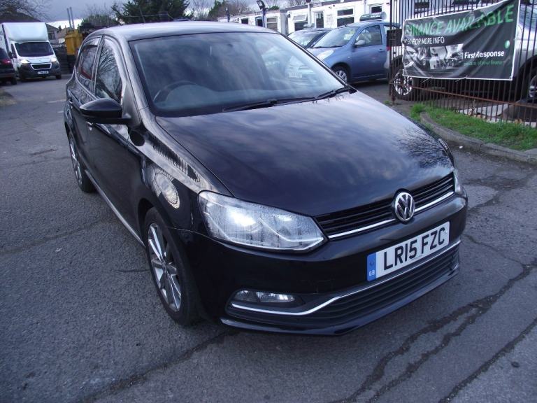2015 Volkswagen Polo SE DESIGN TSI DSG Hatchback Petrol Semi Automatic