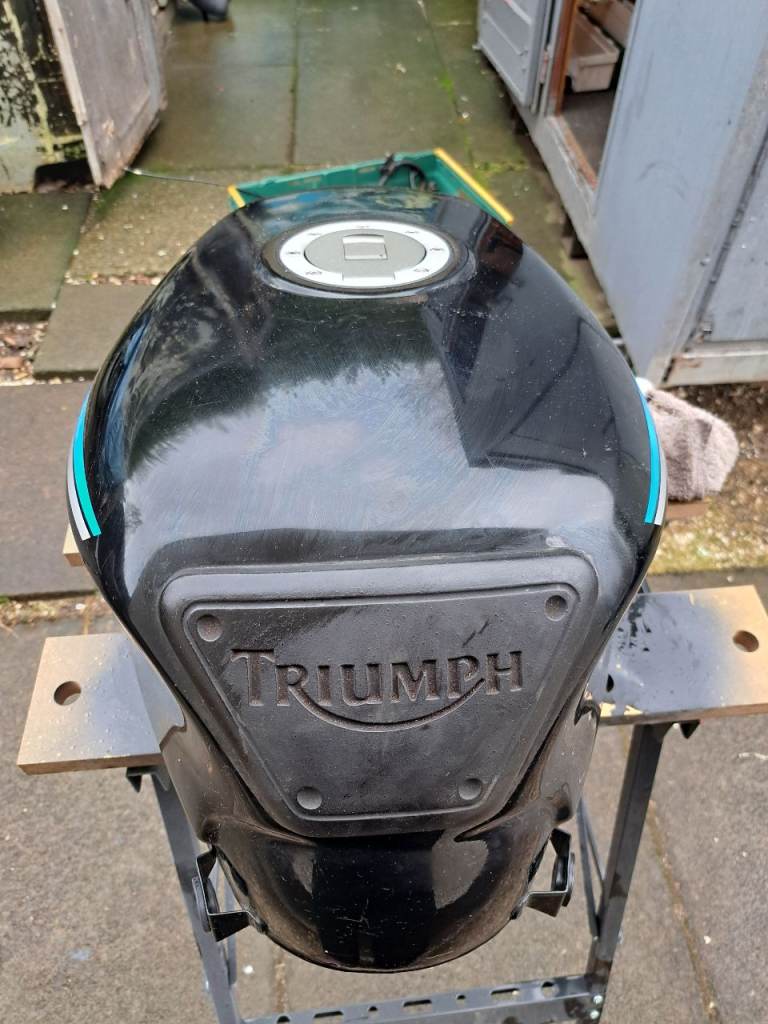 TRIUMPH 750 DAYTONA  PARTS