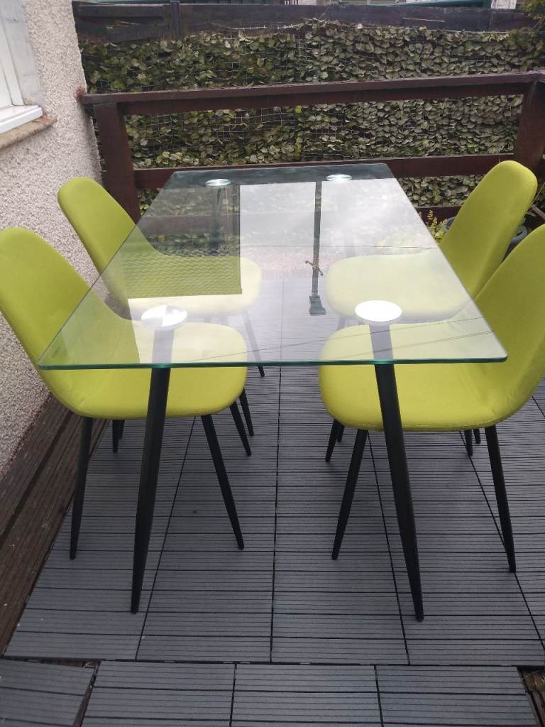Dining Table & Four Chairs by Danetti